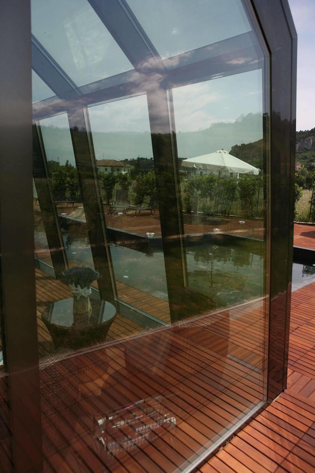 Regis Resort&Wellness Turrivalignani Exterior foto